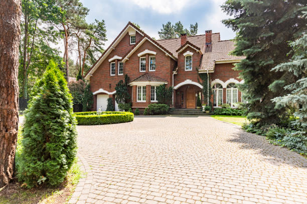 Professional Driveway Pavers in Woodstock, IL